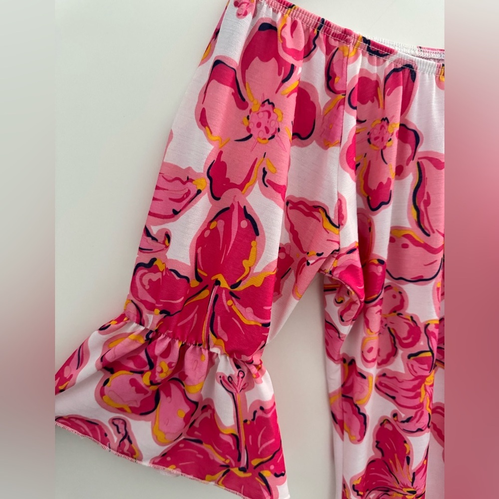 Simply Southern Pink off the shoulder Dress with Vibrant Hibiscus Floral Pattern - Picture 4 of 10